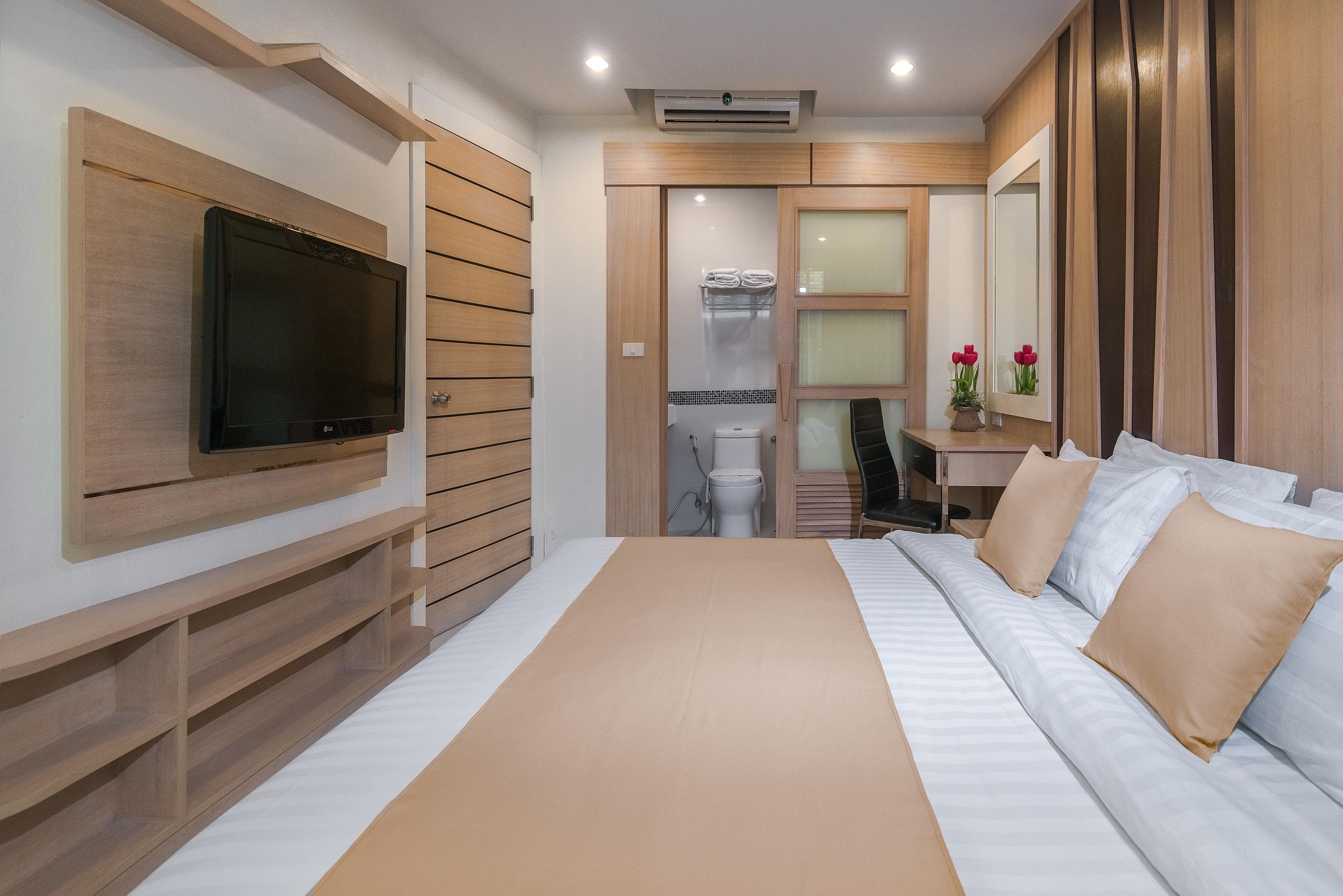 The Allano Hotel Patong Exterior photo